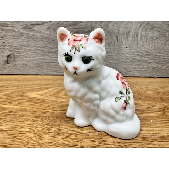 Mosser Glass Fluffy Kitty Cat 3” White Satin Hand-Painted Pink Roses Green Eye - Picture 5 of 10
